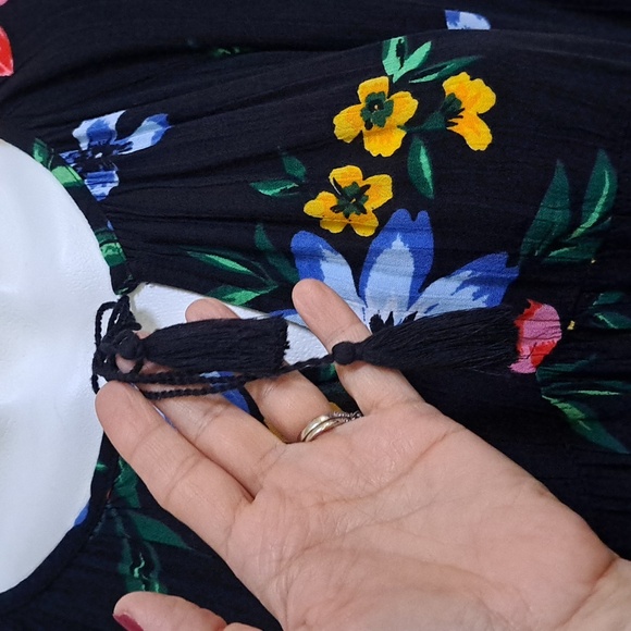 Old Navy Black Floral Tie /W Tassel Long Sleeve Dress. Sze Medium NWOT - Picture 3 of 9